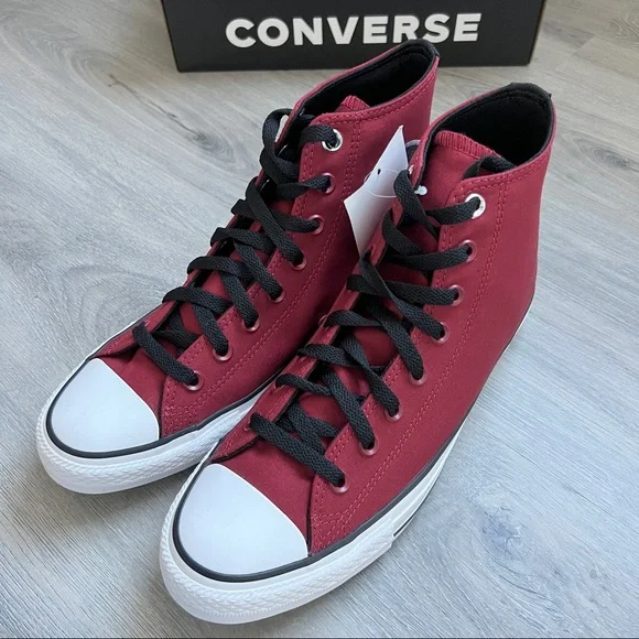 NWT Converse Chuck Taylor All Star - Picture 1 of 6